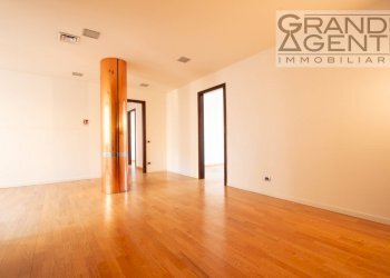 Foto 4 - Ufficio Via Carmelitani Scalzi
 
20, Verona - foto 4