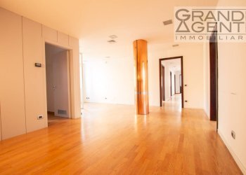 Foto 5 - Ufficio Via Carmelitani Scalzi
 
20, Verona - foto 5