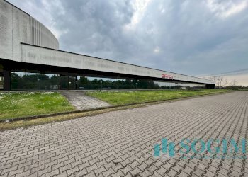 Foto 7 - Commercial Premises via europa
 
30, Cusago - photo 7