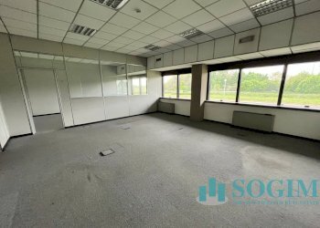 Foto 19 - Commercial Premises via europa
 
30, Cusago - photo 19