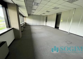 Foto 20 - Commercial Premises via europa
 
30, Cusago - photo 20