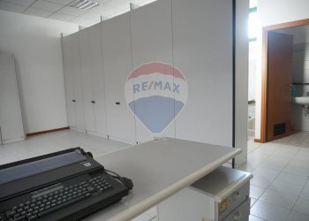 Negozio - Negozio Via Kennedy
 
28, Brugherio - foto 8