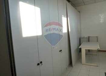 Negozio - Negozio Via Kennedy
 
28, Brugherio - foto 13