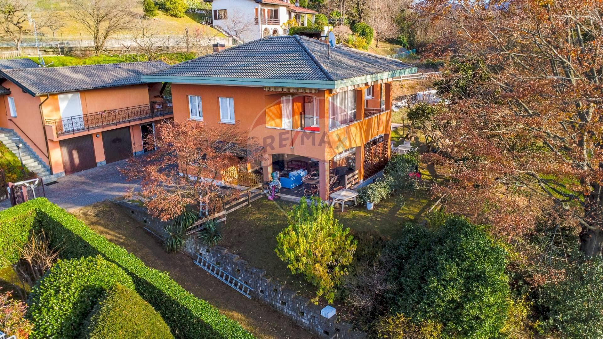 Casa all\'aperto - Villa Via Longhirolo
 
22, Luino - foto 1