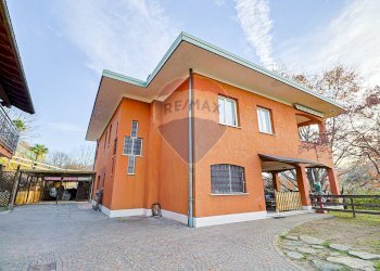 Casa all\'aperto - Villa Via Longhirolo
 
22, Luino - foto 2