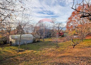 Giardino - Villa Via Longhirolo
 
22, Luino - foto 17