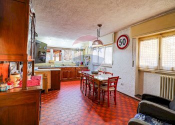 Cucina - Villa Via Longhirolo
 
22, Luino - foto 22