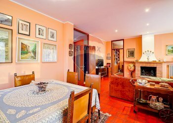 Sala da pranzo - Villa Via Longhirolo
 
22, Luino - foto 28