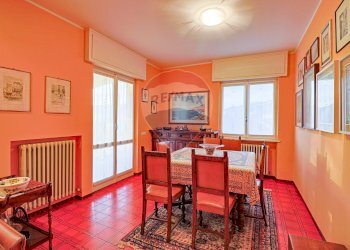 Sala da pranzo - Villa Via Longhirolo
 
22, Luino - foto 29
