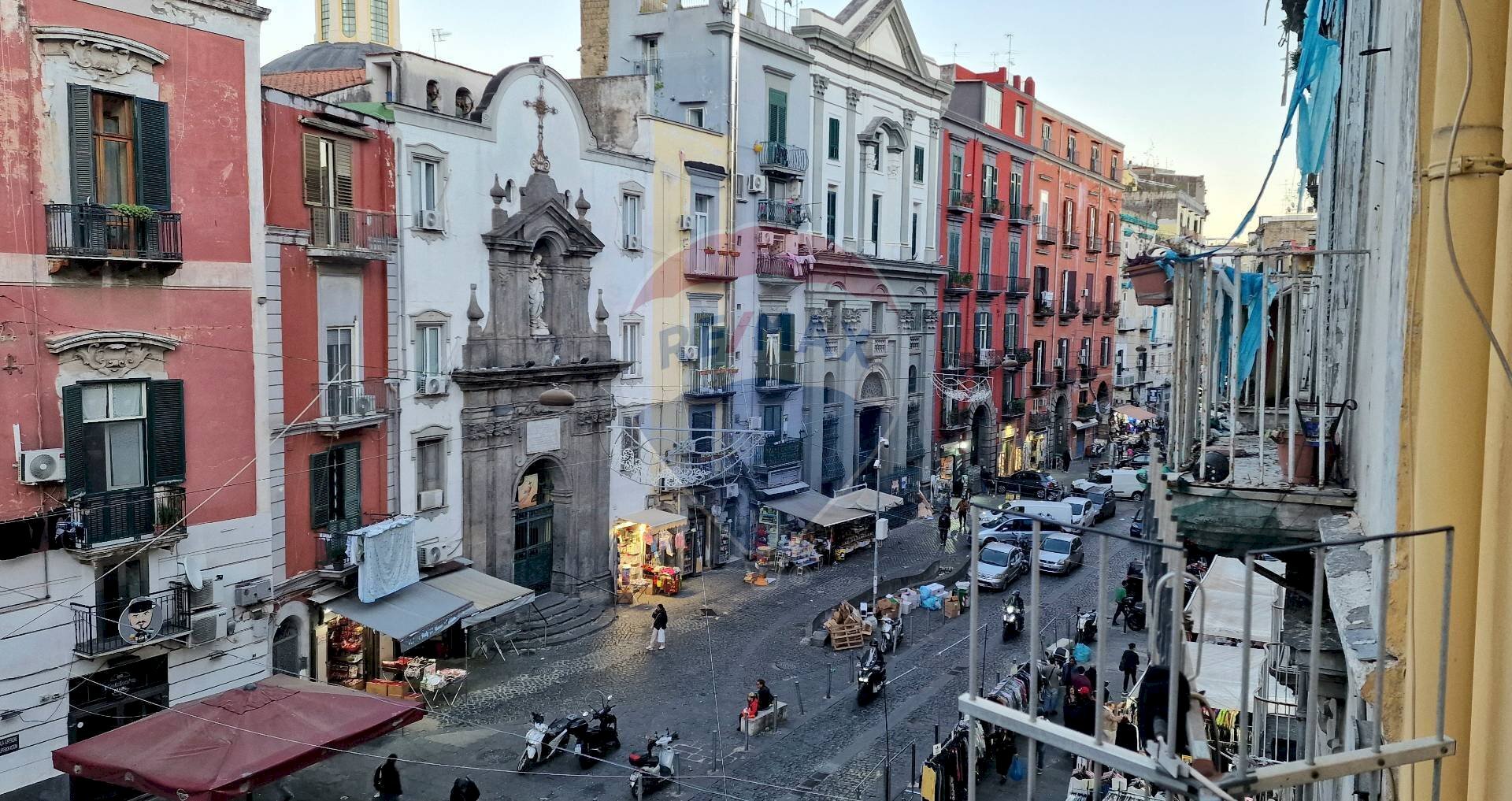 Edificio all\'aperto - Quadrilocale Via Dei Vergini
 
29, Napoli - foto 1