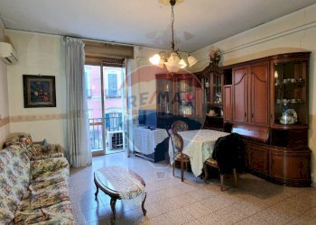 Sala da pranzo - Quadrilocale Via Dei Vergini
 
29, Napoli - foto 19