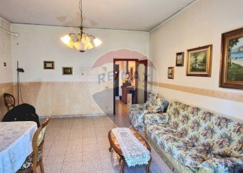 Sala da pranzo - Quadrilocale Via Dei Vergini
 
29, Napoli - foto 21