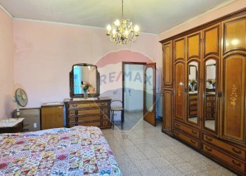 Camera / camera da letto - Quadrilocale Via Dei Vergini
 
29, Napoli - foto 29