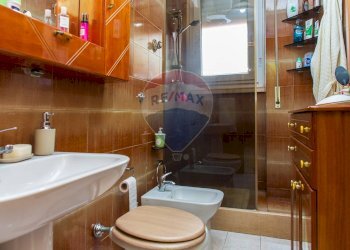 Bagno - Quadrilocale Via Francesco Baracca
 
8, Catania - foto 10