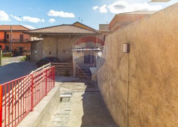 Terrazza - Locale Commerciale Via Francesco Crispi
 
165, Trecastagni - foto 17