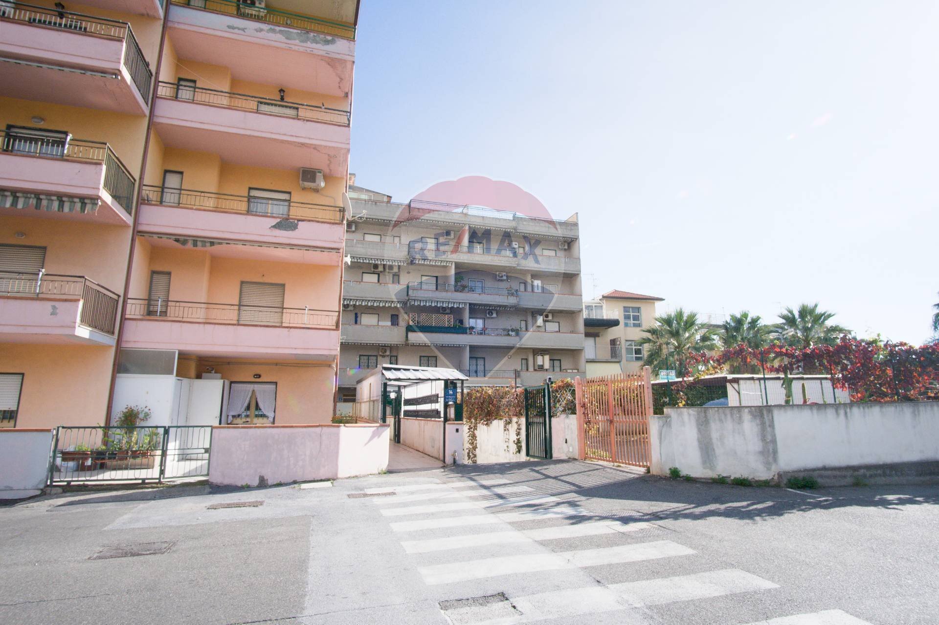 Edificio all\'aperto - Bilocale via piccolo torrente Pagliara
 
14, Roccalumera - foto 1