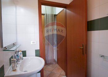 Bagno - Bilocale via piccolo torrente Pagliara
 
14, Roccalumera - foto 15