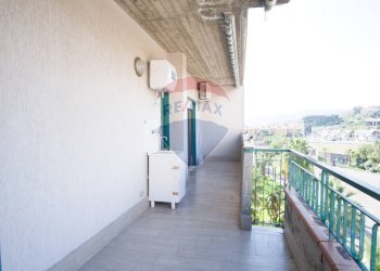 Balcone - Bilocale via piccolo torrente Pagliara
 
14, Roccalumera - foto 16