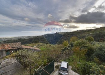 Vista delle montagne - Semi-detached house VIa Martiri d'Ungheria
 
22, Milo - photo 10