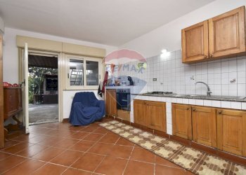 Cucina - Semi-detached house VIa Martiri d'Ungheria
 
22, Milo - photo 17
