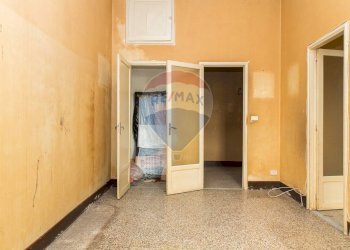 Stanza vuota - Trilocale Via Veneto
 
38, Acireale - foto 14