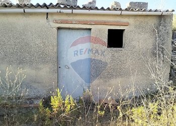 Casa all\'aperto - Terreno edificabile cda vignali tre fontane
sn, Licodia Eubea - foto 2
