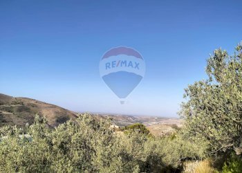 Vista delle montagne - Terreno edificabile cda vignali tre fontane
sn, Licodia Eubea - foto 9