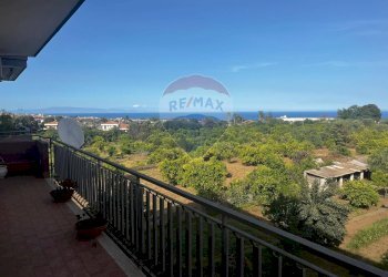 Balcone - Quadrilocale Via Croce
 
72, Aci Catena - foto 13