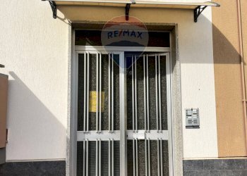 Edificio all\'aperto - Quadrilocale Via Croce
 
72, Aci Catena - foto 16