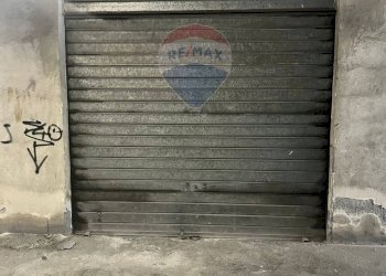Parcheggio - Quadrilocale Via Croce
 
72, Aci Catena - foto 17