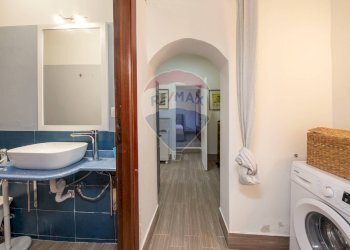 Bagno - Bilocale Via Principe Nicola
 
157, Catania - foto 6