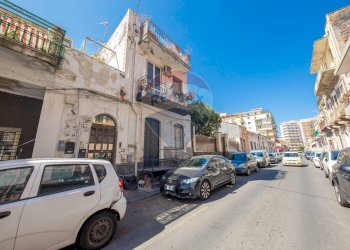 Edificio all\'aperto - Bilocale Via Principe Nicola
 
157, Catania - foto 18