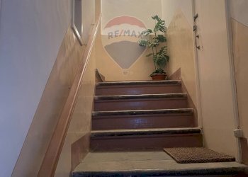 Scale - Casa indipendente CORTILE BUFFO
 
5, Militello in Val di Catania - foto 2