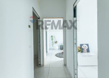 Hall / corridoio - Three-room apartment Viale Principe Umberto
 
87, Caltagirone - photo 9