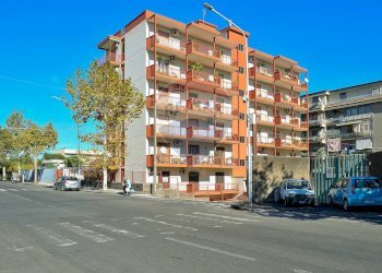 Edificio all\'aperto - Locale Commerciale Via Eugenio Barsanti
16/A, Catania - foto 76