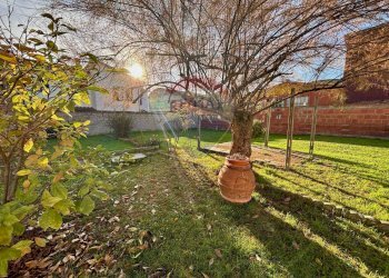 Giardino - Independent house Via Cicogna
 
63, Terranuova Bracciolini - photo 31