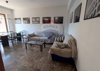 Sala da pranzo - Non-buildable land Via Colomba Antonietti
 
34, Perugia - photo 19