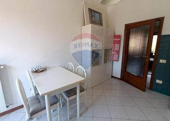 Sala da pranzo - Non-buildable land Via Colomba Antonietti
 
34, Perugia - photo 24