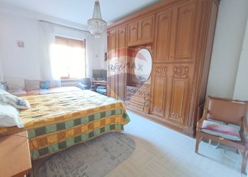 Camera / camera da letto - Quadrilocale Piazzale Anna Frank
 
17, Perugia - foto 20