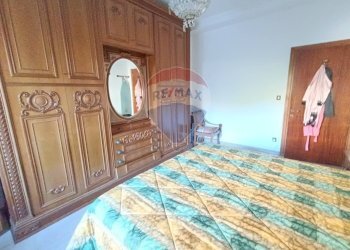 Camera / camera da letto - Quadrilocale Piazzale Anna Frank
 
17, Perugia - foto 23