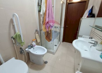 Bagno - Quadrilocale Piazzale Anna Frank
 
17, Perugia - foto 25