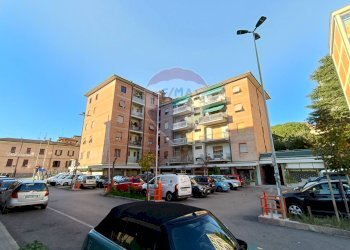 Edificio all\'aperto - Quadrilocale Piazzale Anna Frank
 
17, Perugia - foto 29