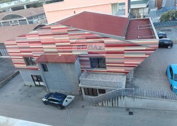 Edificio all\'aperto - Ufficio Via Alessandro Arienti
 
1, Perugia - foto 1