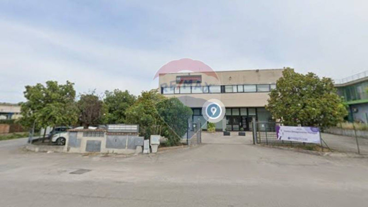 Edificio all\'aperto - Laboratory Via Aldo Manna
 
28, Perugia - photo 3