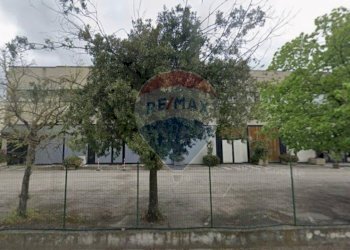 Edificio all\'aperto - Laboratorio Via Aldo Manna
 
28, Perugia - foto 6