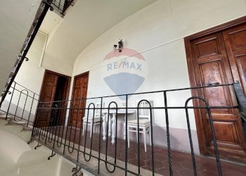 Ricezione / Lobby - Four-room apartment Vallerano - photo 3