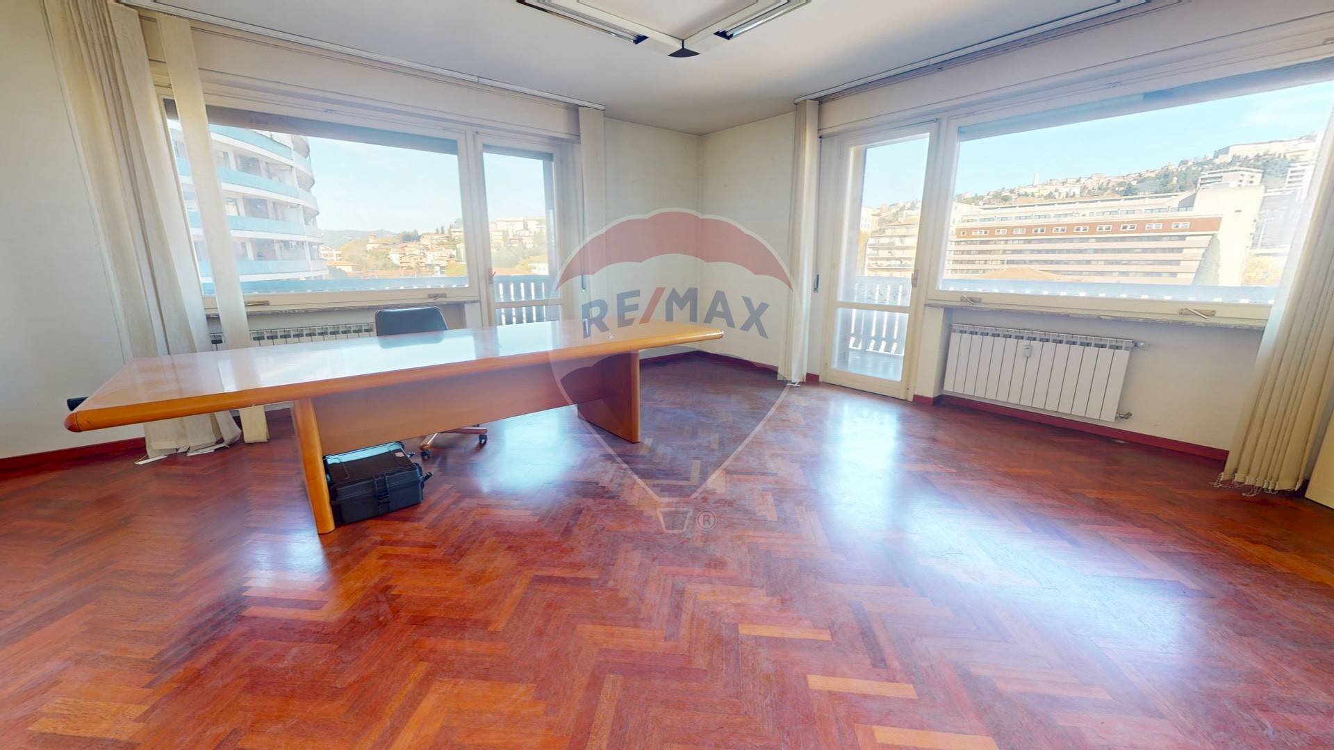 salone - Appartamento via Sicilia
 
39, Perugia - foto 1