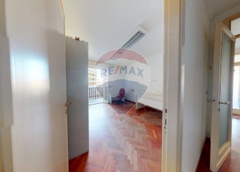 Hall / corridoio - Appartamento via Sicilia
 
39, Perugia - foto 8