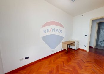 Camera - Appartamento via Sicilia
 
39, Perugia - foto 9