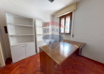 Camera - Appartamento via Sicilia
 
39, Perugia - foto 12
